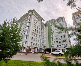 3 3 - комнатная квартира ул.Живописная