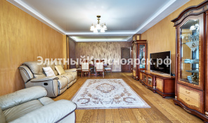 Трехкомнатная квартира в центре Взлетки с удобным местораположением цена 19500000.00 Фото 3.