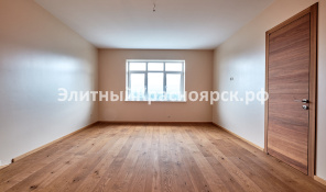 Видовая квартира на Живописной с качественным базовым ремонтом цена 13000000.00 Фото 3.