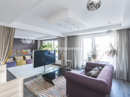 Большая комфортабельная квартира в Лазурном цена 37000000.00