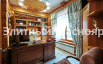 Дом в Минино с красивыми соснами на участке цена 34000000.00 Фото 5.